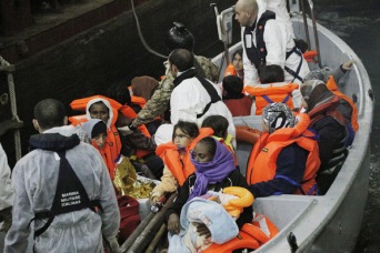 Over 800 migrants intercepted crossing Mediterranean
